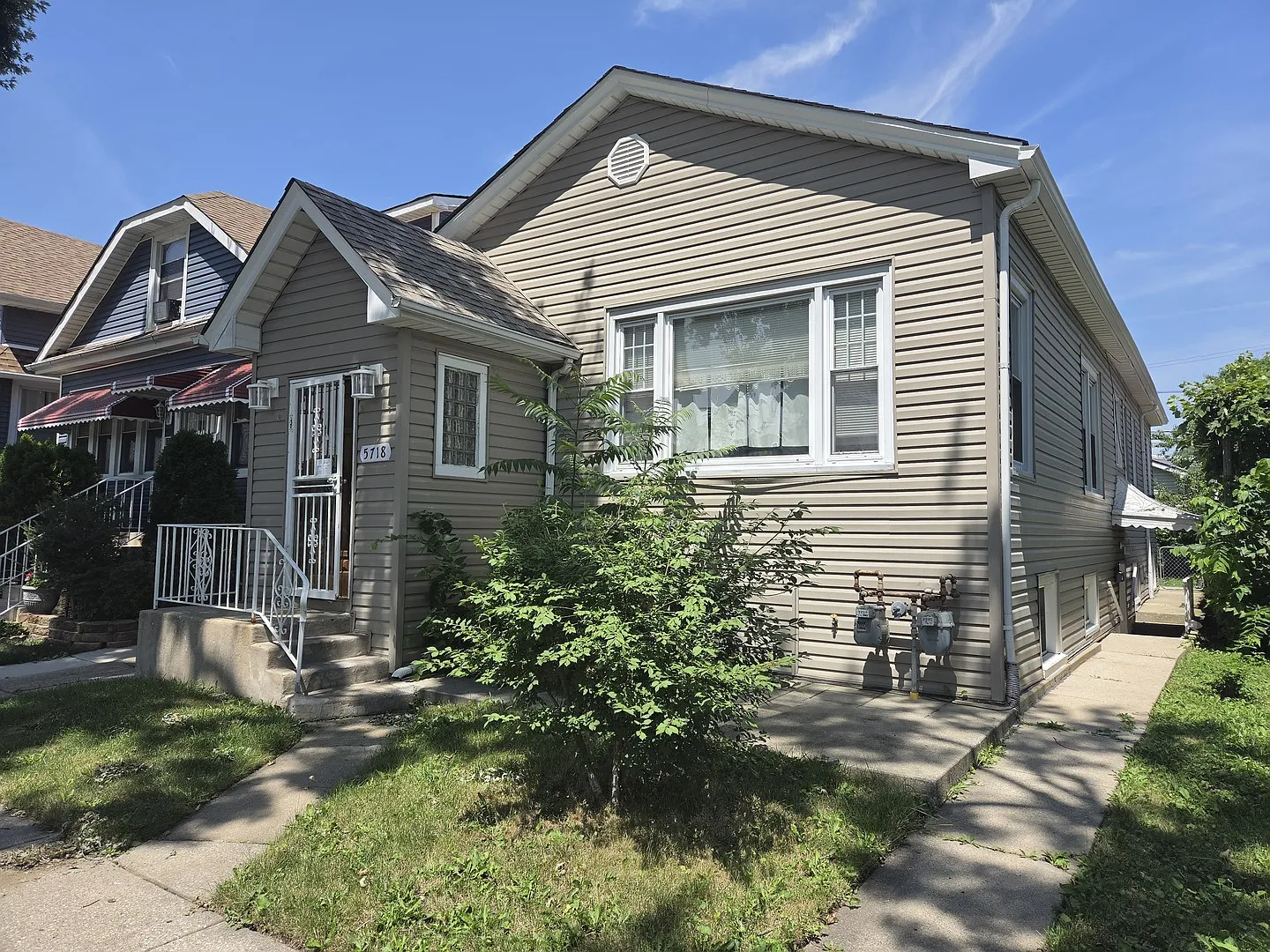 3 bed, 2.0 bath, 800 sqft, $1,850 — Photo 2