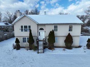 245 Schutt Rd, Middletown, NY 10940