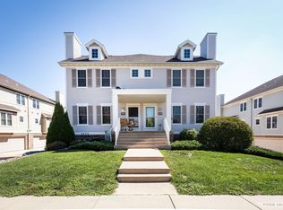 3931 Maple Grv, Madison, WI 53719