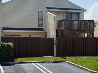 641 Executive Center Dr #P104, West Palm Beach, FL 33401