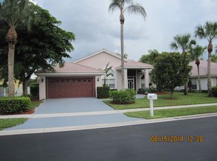 9364 Lakeside Ln, Boynton Beach, FL 33437
