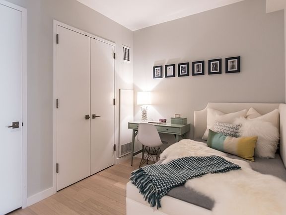 5th image of 535 W 43rd St APT S3l