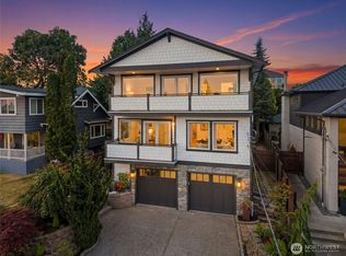 4048 56th Ave SW, Seattle, WA 98116