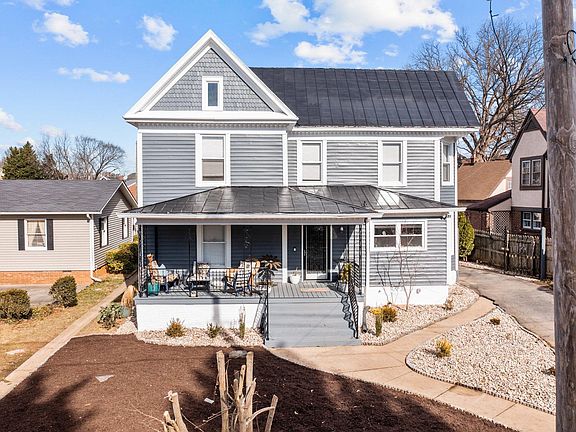 4th image of 208 W Parkway Ave #A