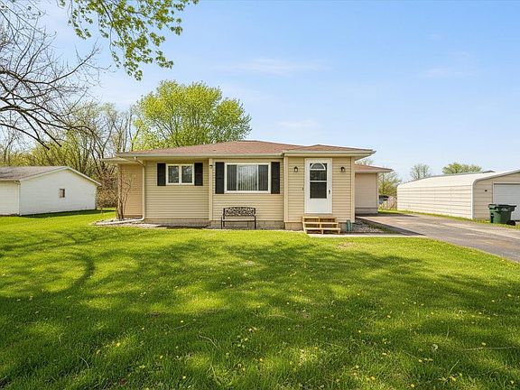 3rd image of 7117 Mason Rd