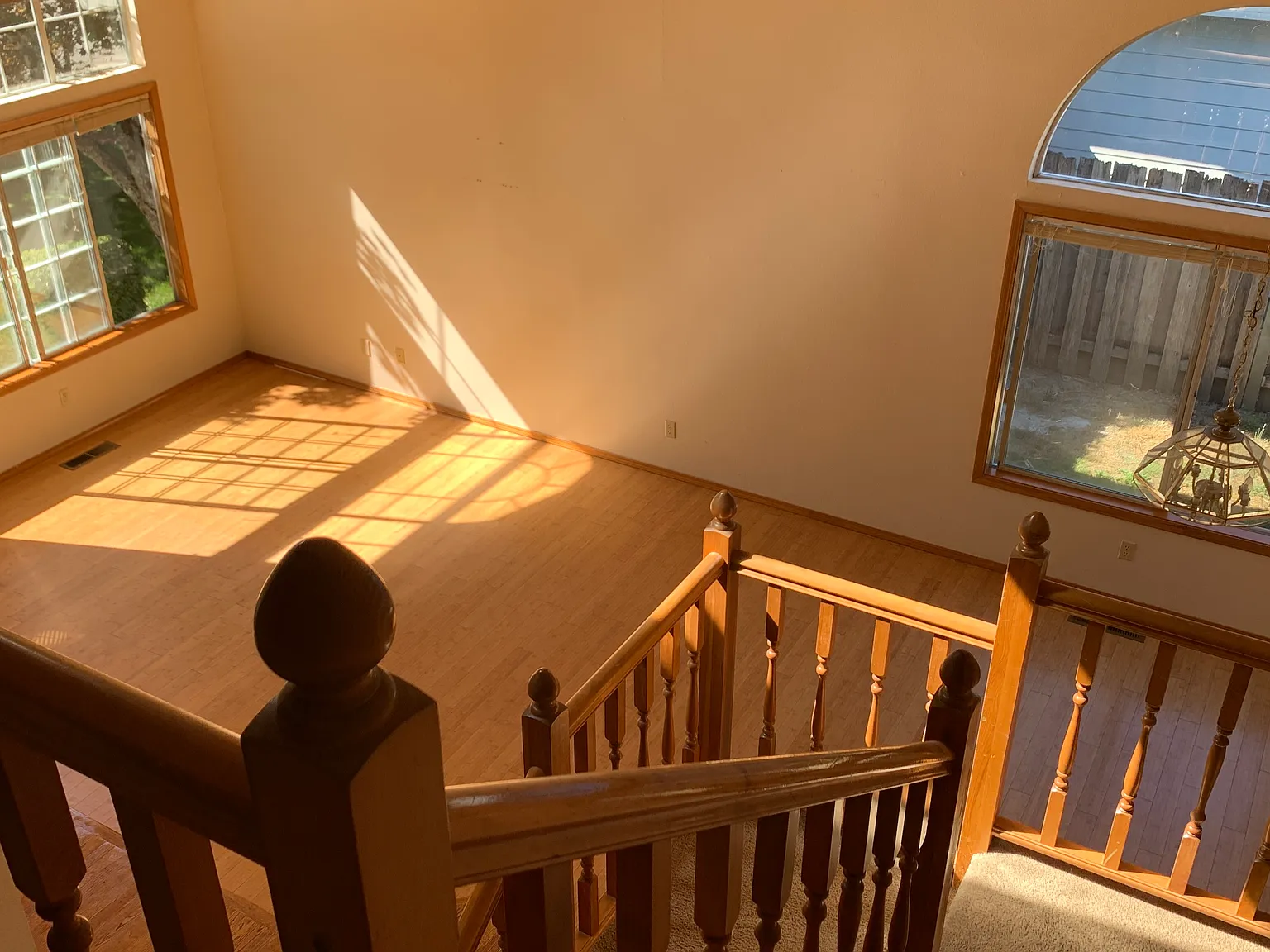 4 bed, 2.5 bath, 2189 sqft, $2,900 — Photo 4
