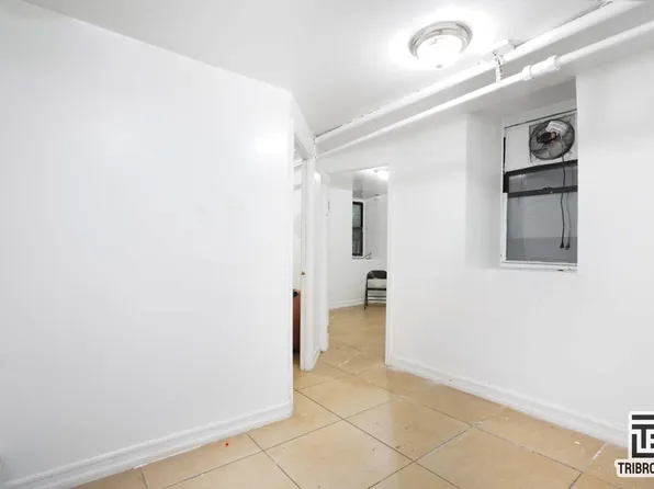 1719 East 8th Street image 1 of 5