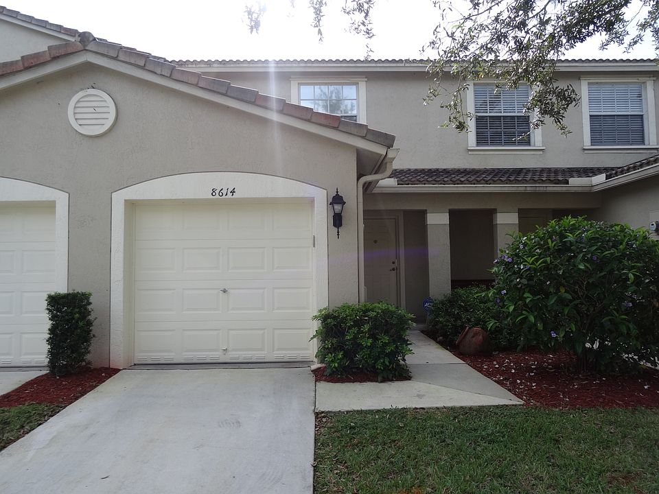 1st image of 8614 S Southgate Shores Cir