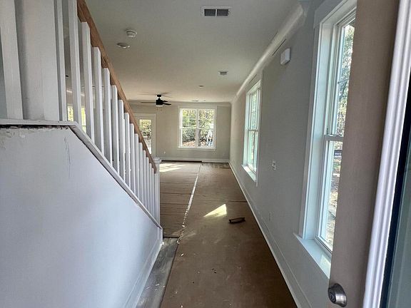 4th image of 1037 Saltwater Cir