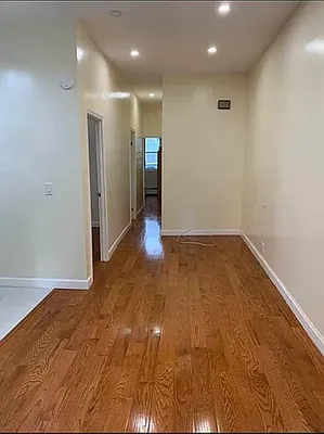 Rented by Voro, LLC | media 1