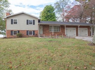 4750 Penfold Rd, New Harmony, IN 47631