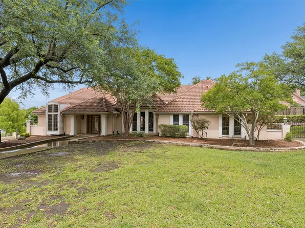 4 Eastshore Rd, Heath, TX 75032