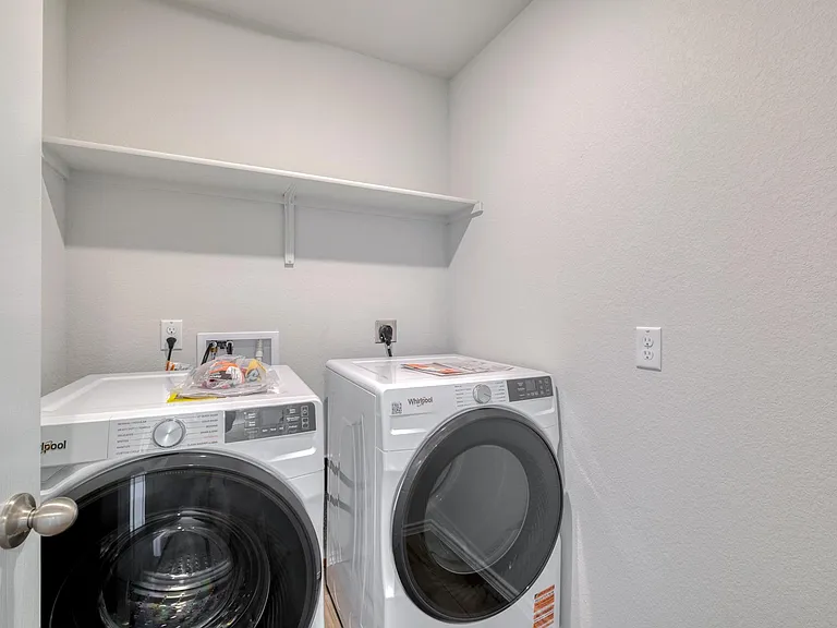 167 McNamara Ct — Photo 16
