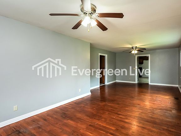 3rd image of 2711 17th Ave