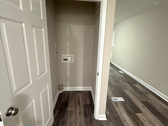5th image of 116 Bennett Ct #118