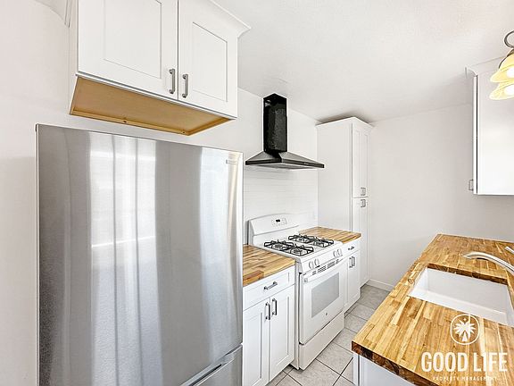 5th image of 3663 Florida St