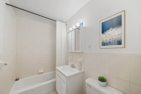 Rented by Vector New York, LLC | media 14