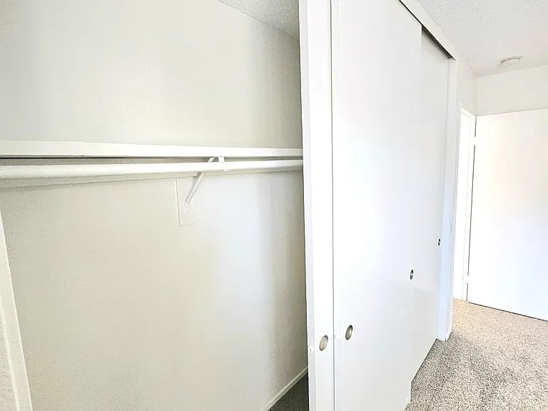 AMBERWOOD APARTMENTS — Photo 14