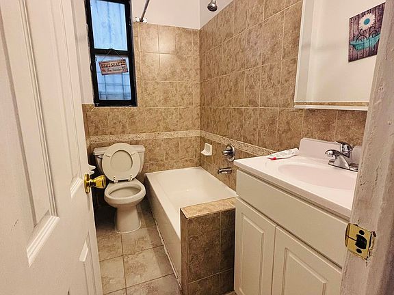 5th image of 10 Cooper St APT 3H