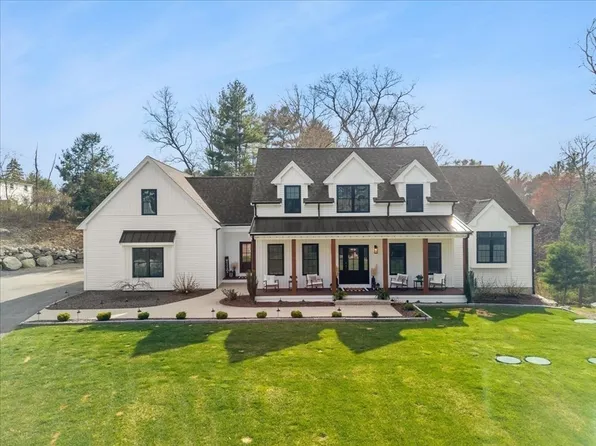 401 South St, Foxboro, MA 02035