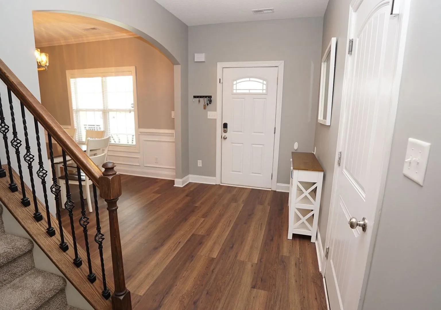 Onslow Bay Beautiful 4 Bedroom Home — Photo 3