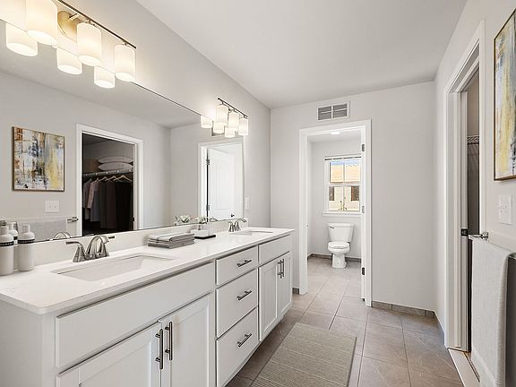 5th image of 3882 Knight Ct #2202