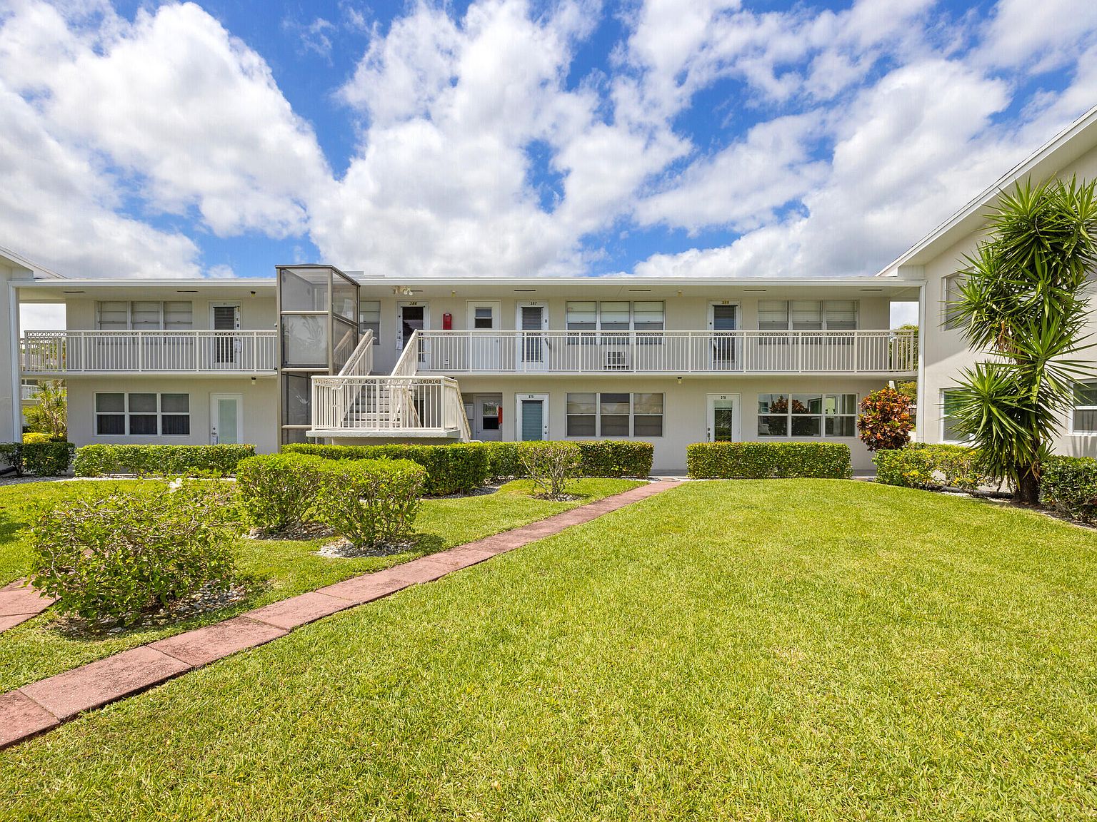 376 Chatham S S, West Palm Beach, FL 33417 Zillow