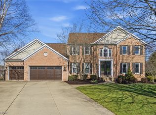 6625 Olde Stone Cir NE, Canton, OH 44721