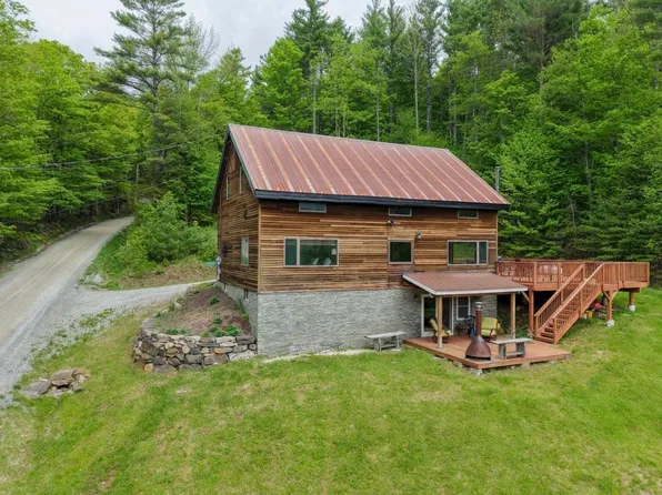 60 Bowlsville S Road, Mount Holly, VT 05758