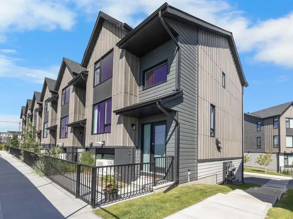 85 SE Sage Hill Hts NW #313, Calgary, AB T3R 2E5