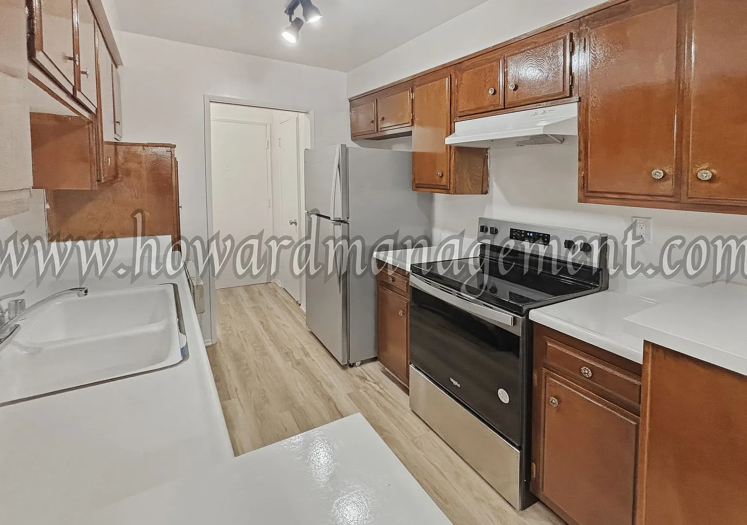 1302 Euclid — Photo 3