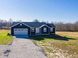 8363 Fisher Rd, Ravenna, OH 44266