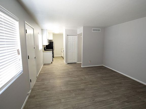 2nd image of 825 E Marlette Ave APT 1