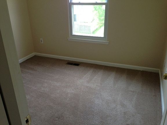 3rd image of 1806 Oriole Ct
