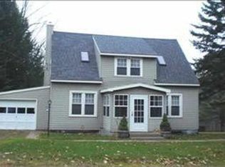 443 Lakeview Rd, Broadalbin, NY 12025