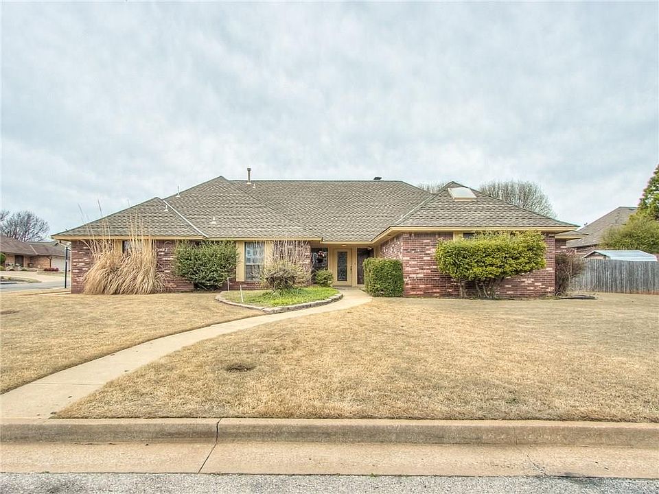 1st image of 2657 SW 111th Cir
