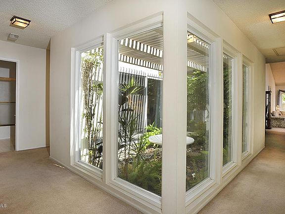 3rd image of 636 N Shadow Lake Dr