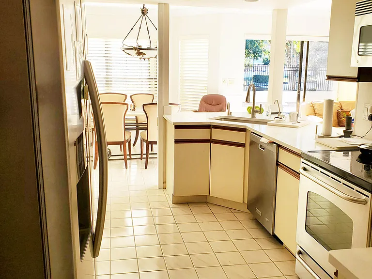 21742 Club Villa Ter — Photo 4