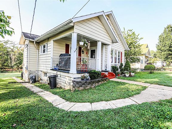 2nd image of 507 W Elvins Blvd
