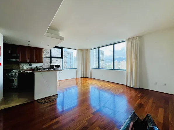 1199 Bishop St #16B, Honolulu, HI 96813