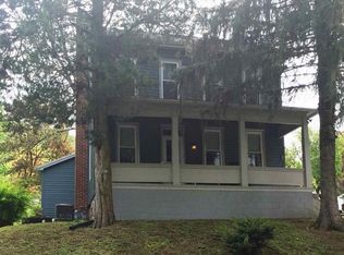 980 2nd St, Mount Wolf, PA 17347
