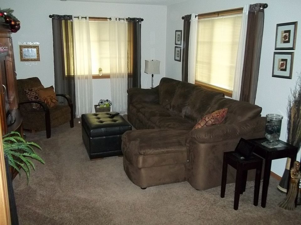 2nd image of 12862 Flamingo St NW