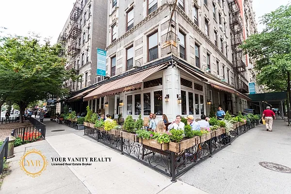 Rented by Your Vanity Realty | media 20