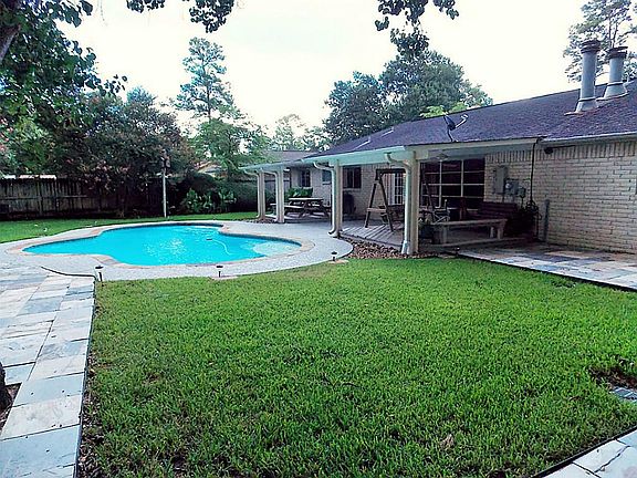 3rd image of 12410 Amado Dr