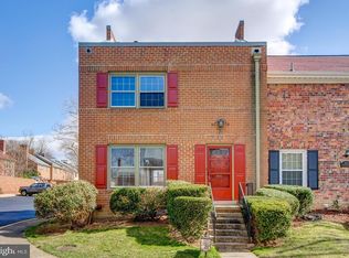 5921 Queenston St, Springfield, VA 22152