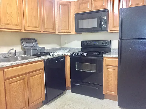 1751 Washington St #8 Photo 1