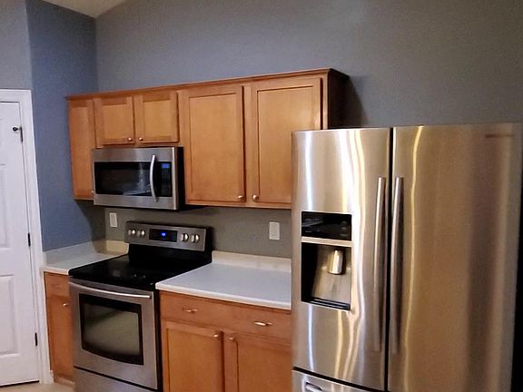 5th image of 2570 W 1600th St N