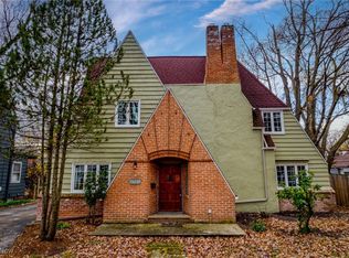 3136 Warrington Rd, Shaker Heights, OH 44120