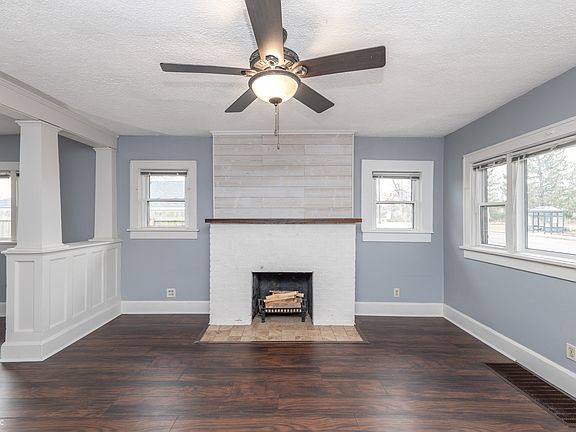 4th image of 208 N Meeks Ave