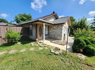 934 Lee Delia Ln, Alcoa, TN 37701